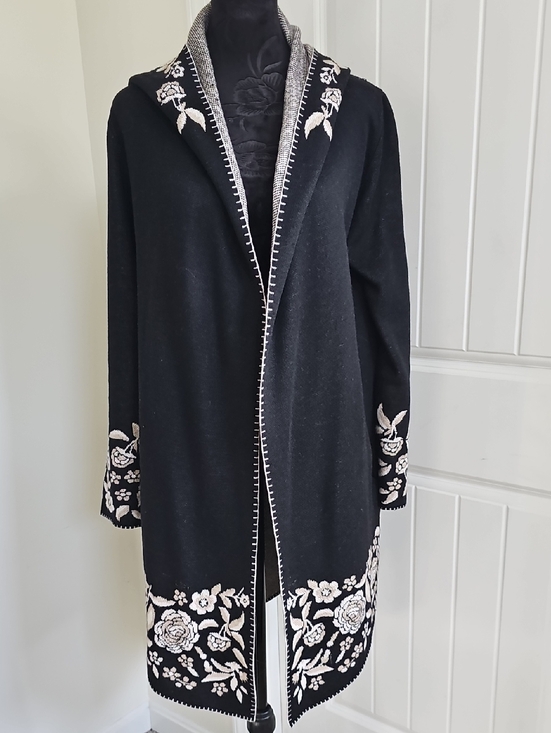 Maxsport Sweaters - Maxsport Duster Black Floral-Trim Open Hooded Long Sweater, Size Medium